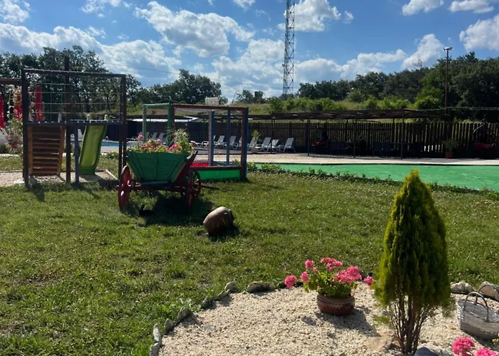 山林小屋 комплекс тополица -the Beautiful View