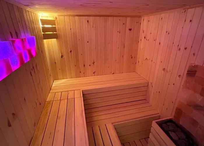 комплекс тополица -the Beautiful View 山林小屋 *