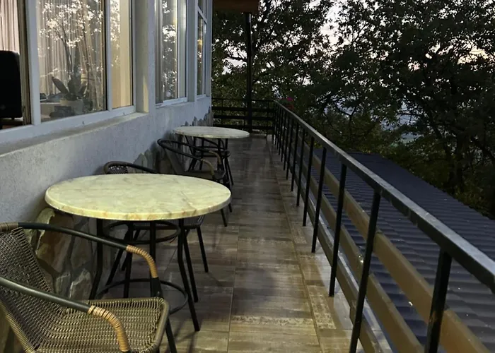 комплекс тополица -the Beautiful View Lodge *